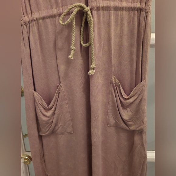 POL Asymmetrical Light Pink Sheath Sundress With Pockets & Side Slits - Picture 6 of 12